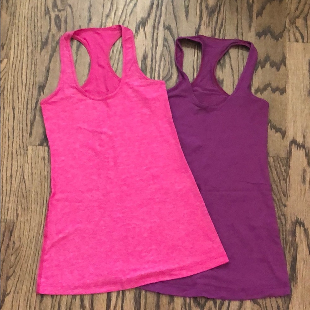 Lot of 2 Lululemon CRB tanks size 4